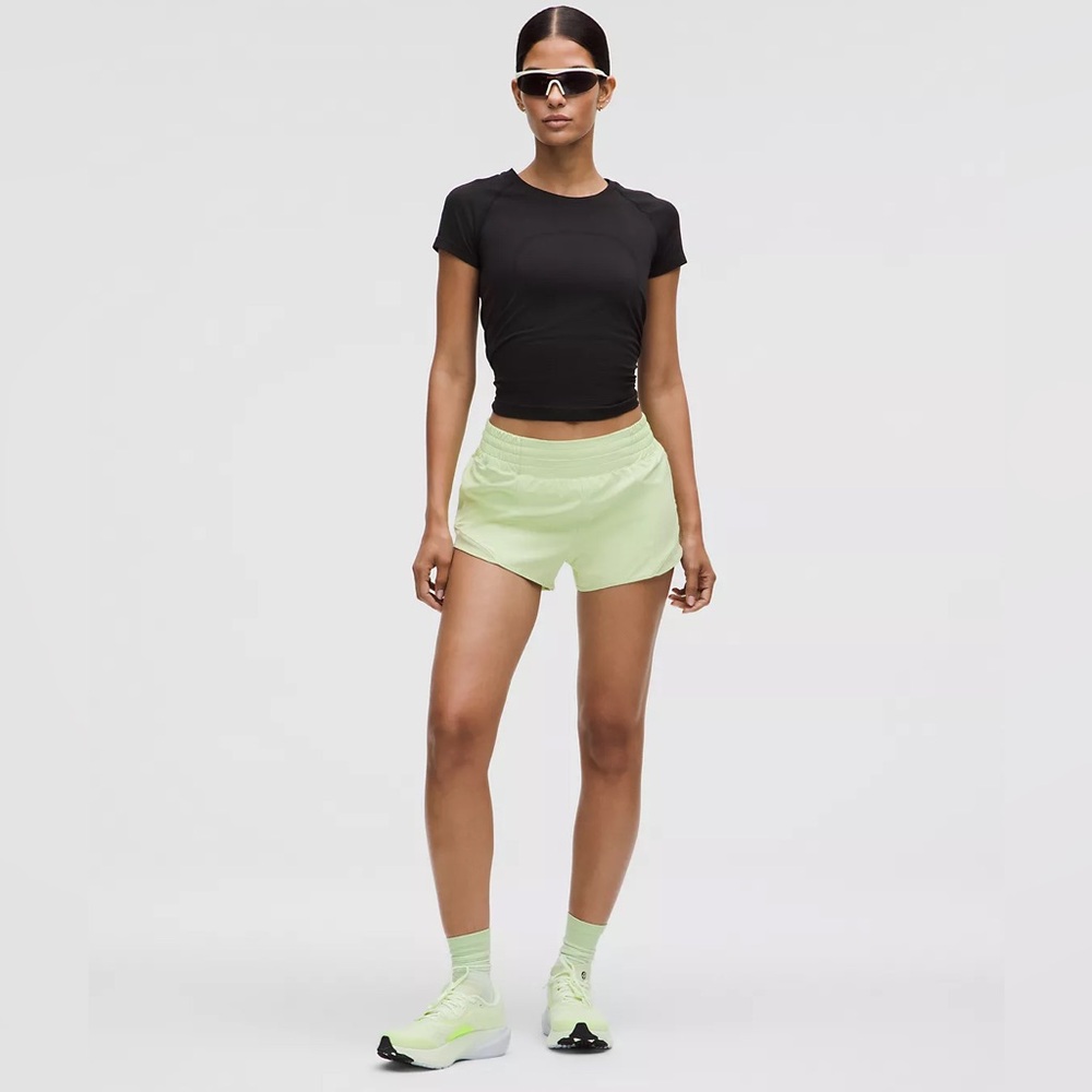 LULULEMON Hotty Hot Lined Running Short 4" Size 6 - Picture 3 of 12